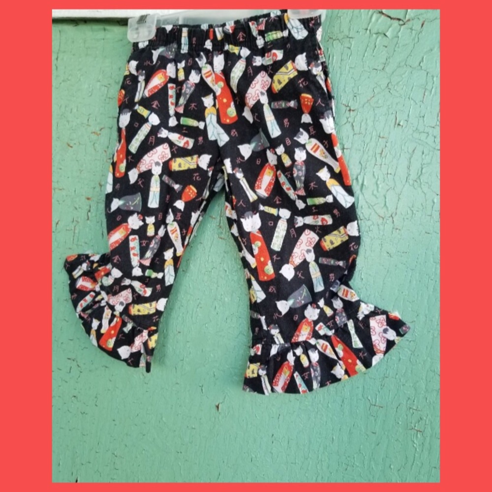 😻Children’s Fun Asian Kitty Cat theme Ruffle Pants